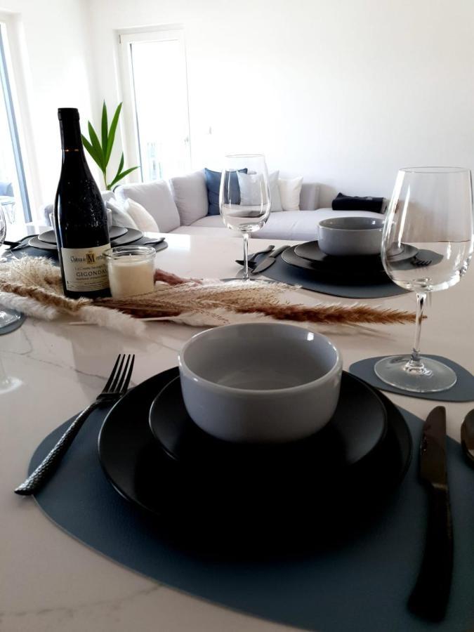 Strassen - 2 Bed Designer Flat Lejlighed Eksteriør billede